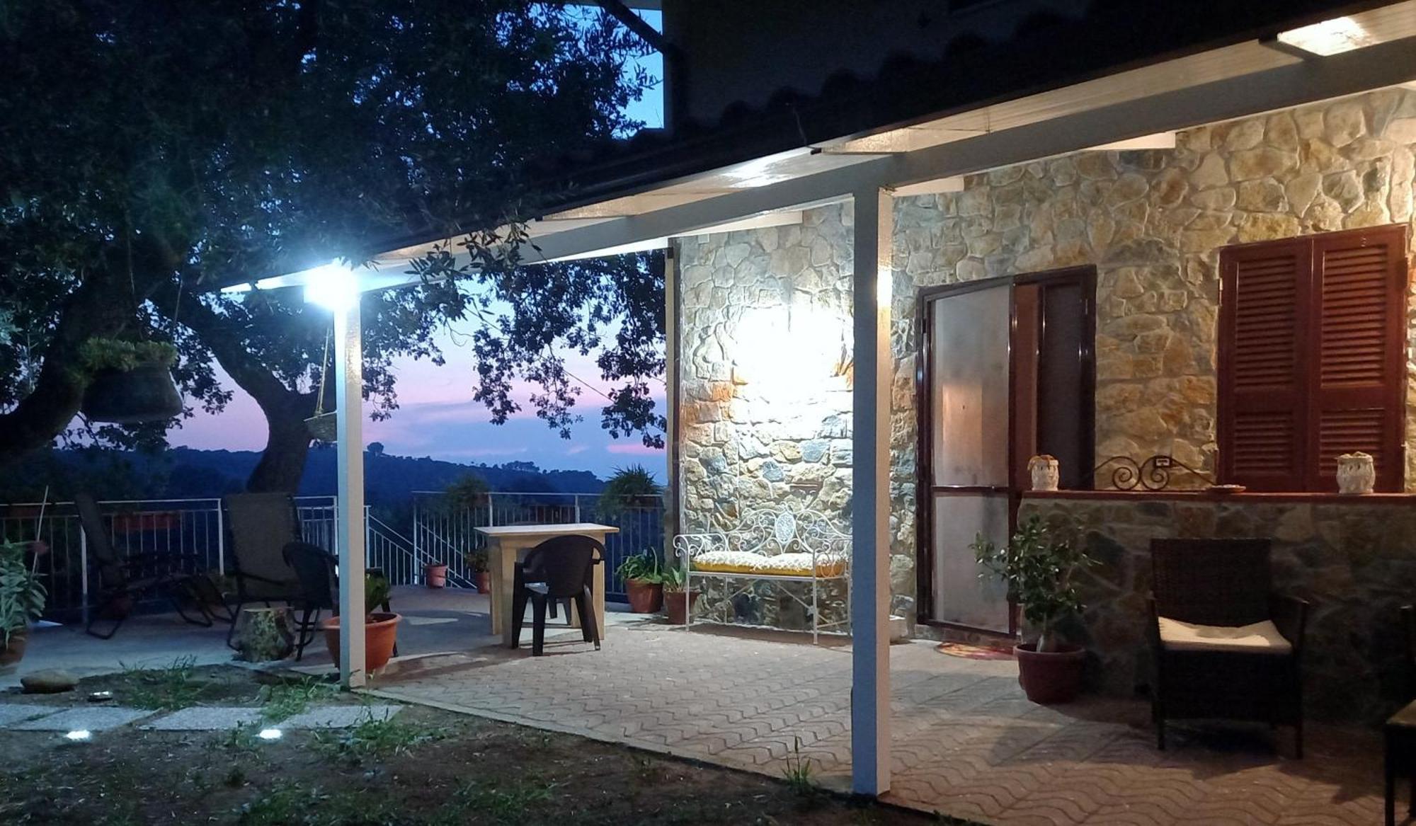 Villa De Felice Albanella Exteriör bild